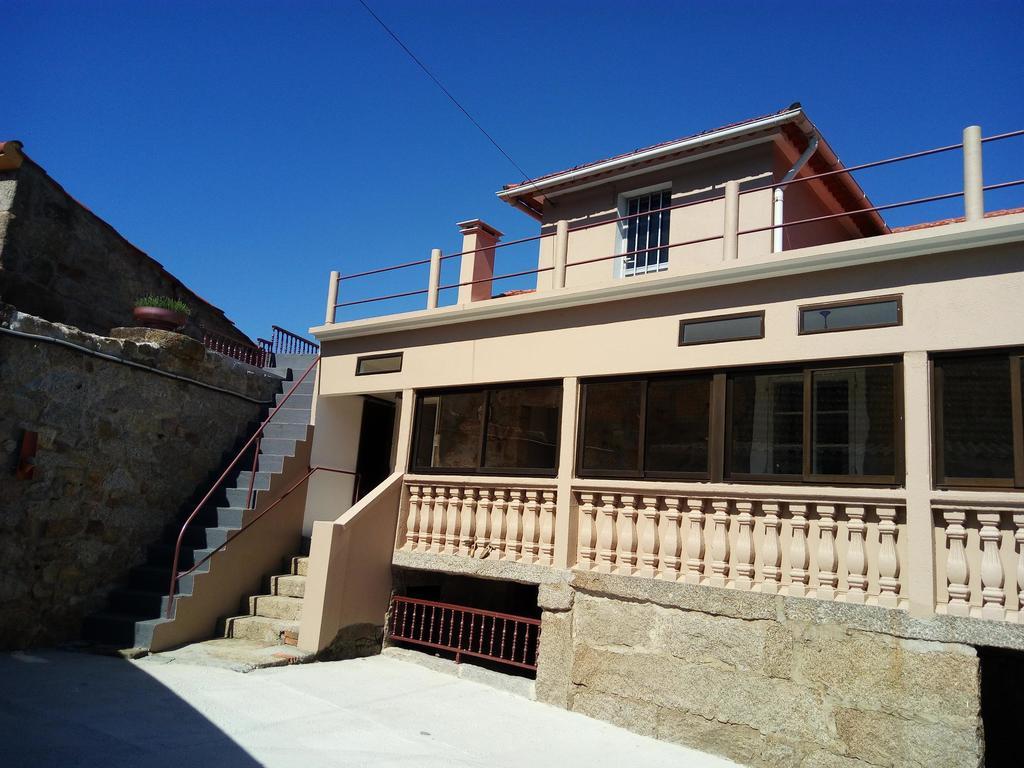 Maison d'hôtes A Casa De Lucha à Meis Extérieur photo